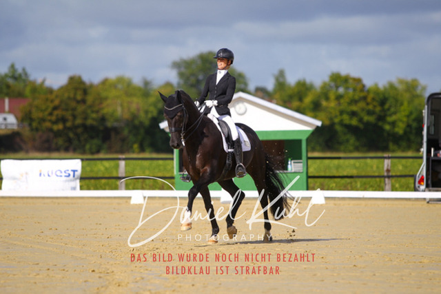 DKP45079 | Turniersportfotografie; Pferdefotografie; Dressurfotografie