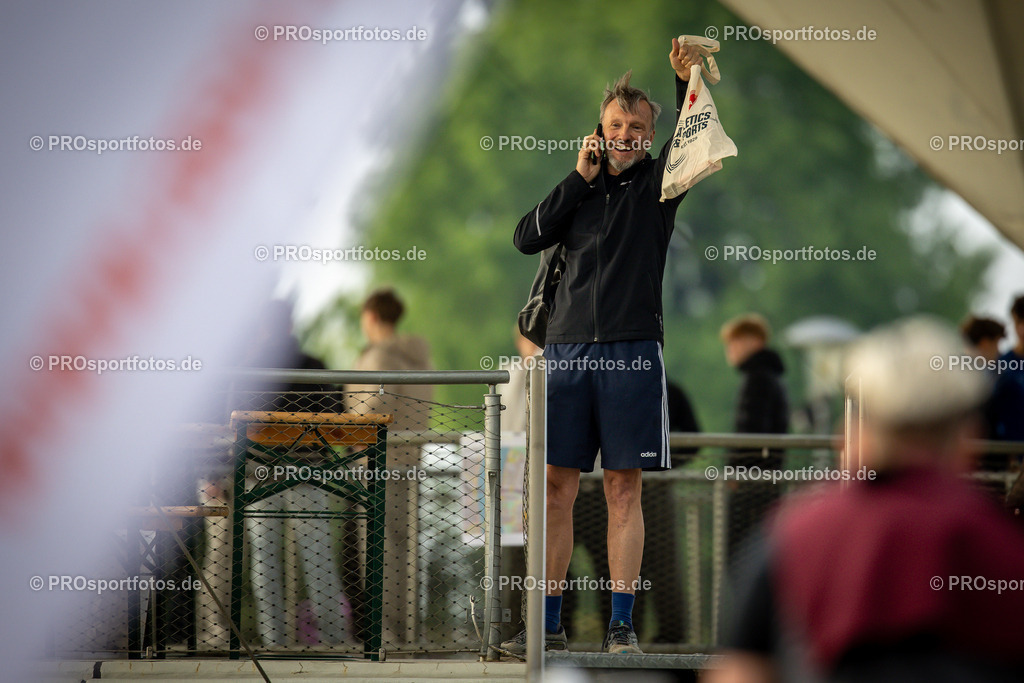 21. ASV Nachtlauf; Koeln, 08.05.24 | Impressionen vom 21. ASV Nachtlauf am 08.05.24 am Tanzbrunnen in Koeln. Foto: BEAUTIFUL SPORTS/Axel Kohring