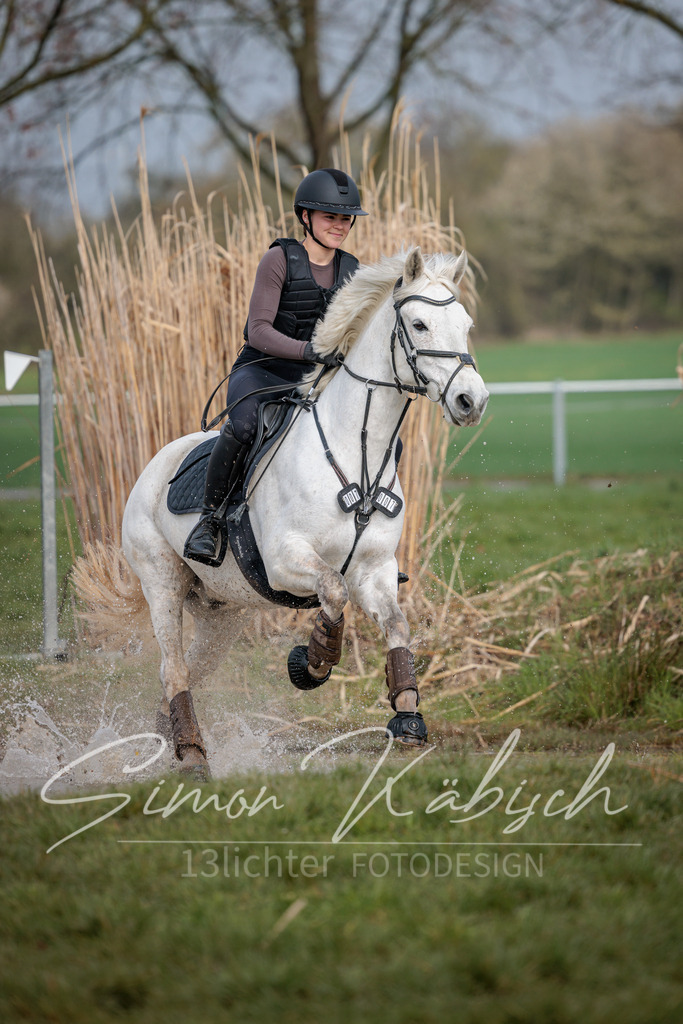 20260329-_3LI3710 | Tierfotografie Pferde, Hunde, Katzen, Haustiere.
Turnierfotografie Reitturniere, Reiten, Springreiten, Dressur in Hanau, dem Main-Kinzig-Kreis und dem Rhein-Main- Gebiet um Frankfurt