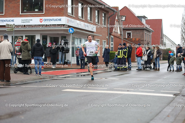 WMLA1501 | Bildershop "Sportfotograf-Oldenburg" mit Fotos von Sportevents in Oldenburg und Umzu. - Realisiert mit Pictrs.com