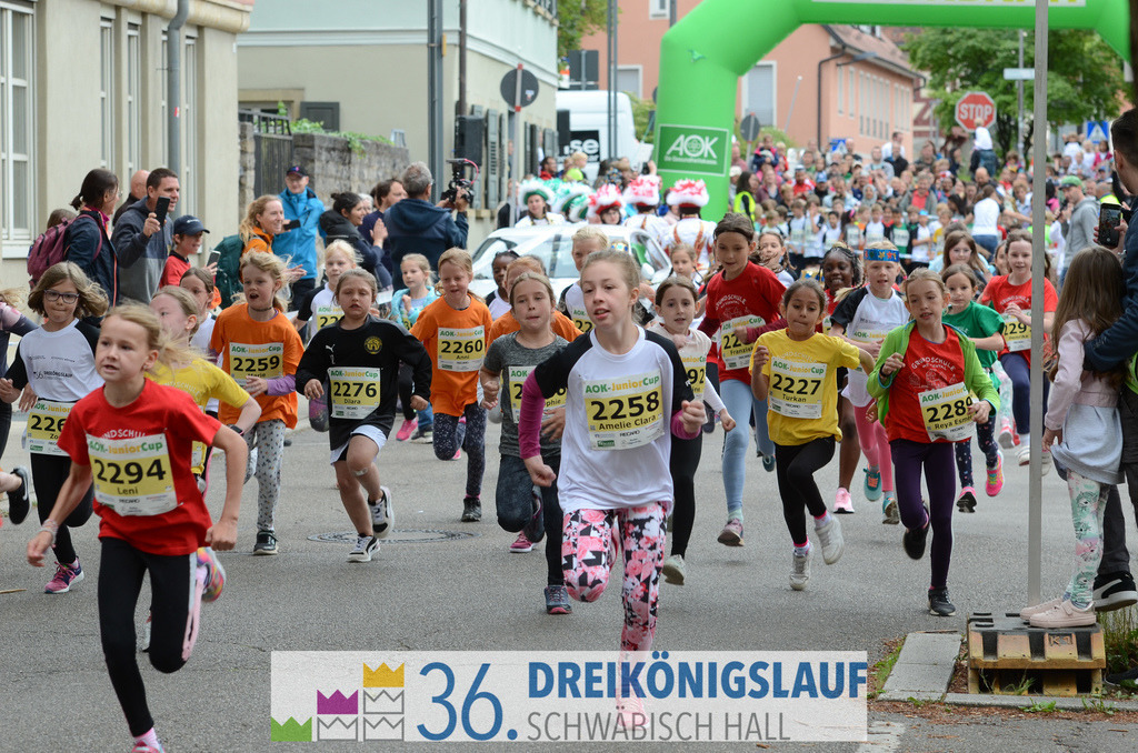 AOK Junior Cup 400m | 3Königslauf 2022 AOK Junior Cup 400m - Realisiert mit Pictrs.com