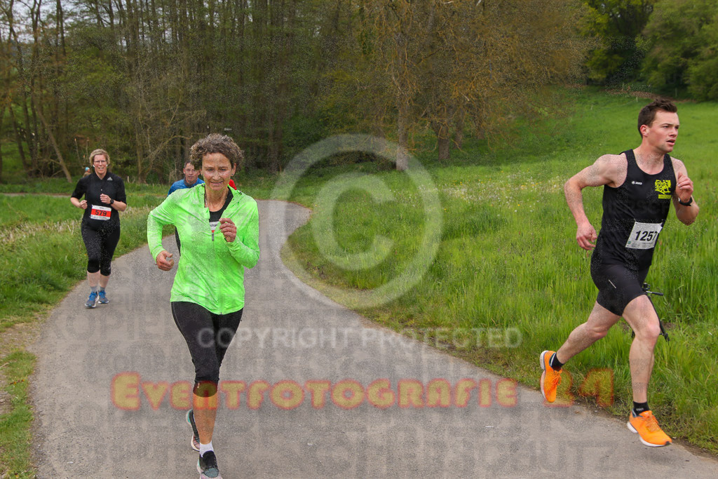 220501_1017_EV8_0358 | Sportfotografie im Rhein-Sieg Kreis, Köln, Bonn, NRW, Rheinland Pfalz, Hessen, etc. Unser Tätigkeitsfeld umfasst den Laufsport vom Volkslauf über den Marathon, Duathlon, Triathon bis zum Ultralauf wie Kölnpfad Ultra oder Schindertrail.