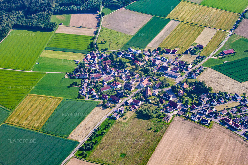 Luftbild: Ortsansicht von Norden im Ortsteil Rindenmoos in Biberach im Bundesland Baden-Württemberg in Deutschland. Foto: IMG_67430.jpg vom 08.06.2014 durch Werner Riehm/FLY-FOTO.de