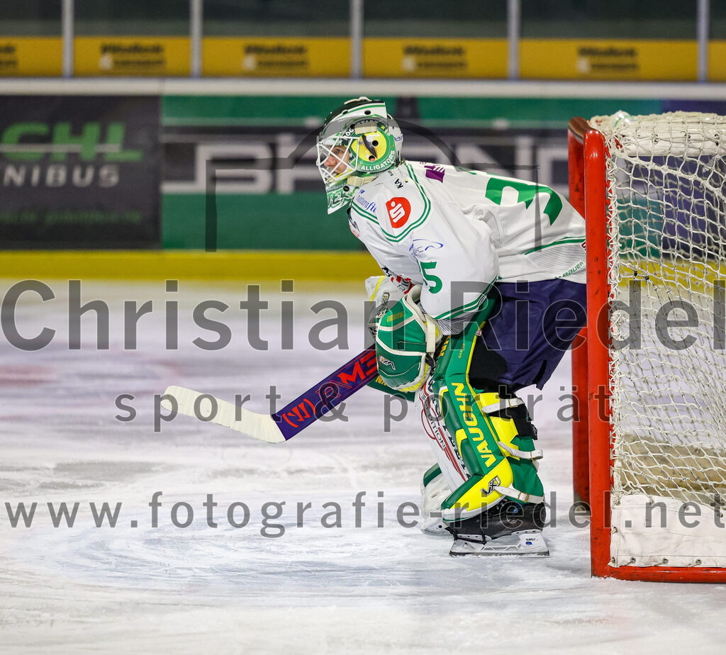 2026-01-02_016_TSV_Erding_gegen_Hoechstadt_Alligators | Erding, Deutschland, 02.01.2026:Eishockey, Oberliga Süd 2025 / 2026, 33. Spieltag, TSV Erding gegen Höchstadt Alligators, Endergebnis: 2:1Torwart Luca Ganz (Höchstadt Alligators, #35)Foto: Christian Riedel / fotografie-riedel.net