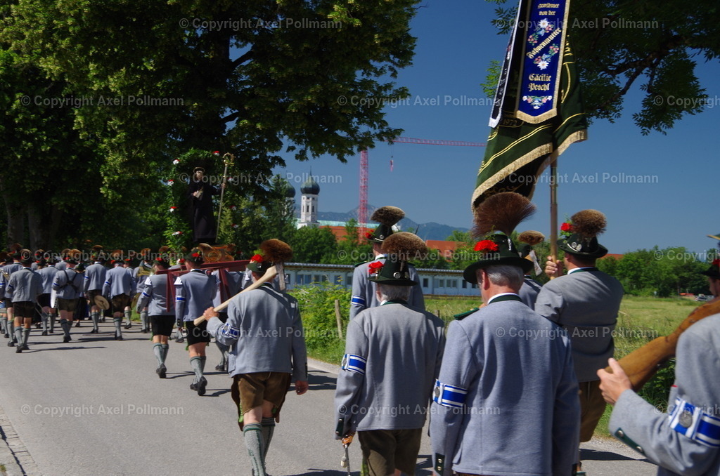 IMGP6397 | fotografiert von Axel PollmannLeonhardi Wallfahrt Benediktbeuern und Murnau, Fronleichnam, Fasching, Landschaft im Loisachtal und Benediktbeuern  - Realisiert mit Pictrs.com
