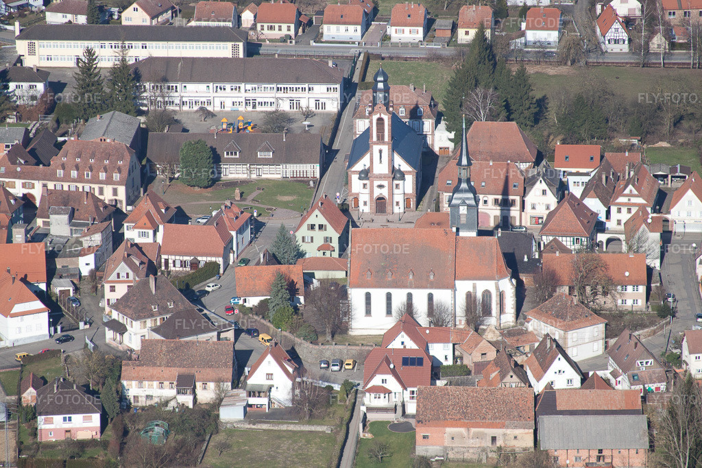 Luftbild: Ortsansicht in Soultz-sous-Forêts im Bundesland Bas-Rhin in Frankreich. Foto: IMG_37452.jpg vom 07.02.2011 durch Werner Riehm/FLY-FOTO.de