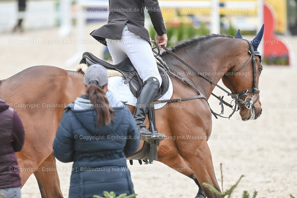 20230514_CCI4_Springen_0092 | equistock