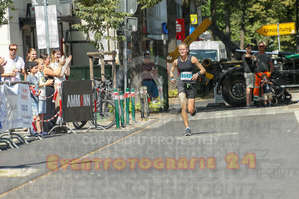 250621_1139_EX1_3734 | Sportfotografie im Rhein-Sieg Kreis, Köln, Bonn, NRW, Rheinland Pfalz, Hessen, etc. Unser Tätigkeitsfeld umfasst den Laufsport vom Volkslauf über den Marathon, Duathlon, Triathon bis zum Ultralauf wie Kölnpfad Ultra oder Schindertrail.