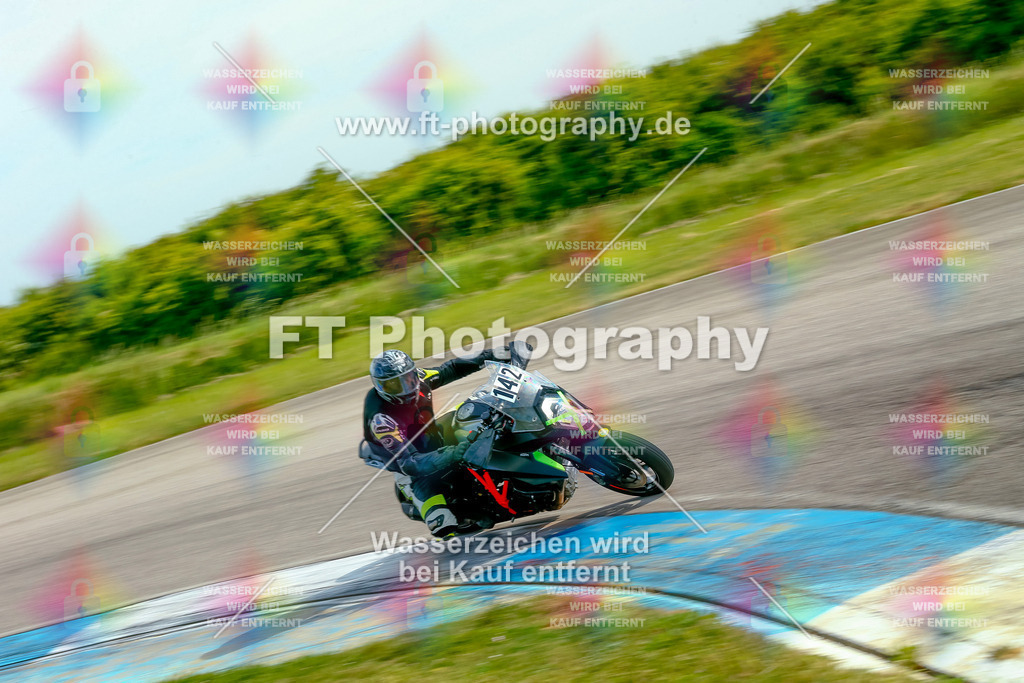 _MOT0699 | Hier findet Ihr Bilder von Touristenfahrten auf der Nürburgring Nordschleife oder von anderen Veranstaltungen die ich besucht habe. Viel Spass beim Durch Schauen 