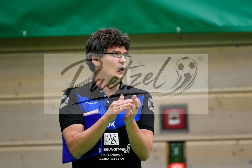 VCOBWA20211106_163 | Volleyball, Frauen:   bei dem Spiel der 3. Liga West zwischen VC Osnabrueck und SV BW Aasee in der Schlosswallhalle am 06.11.2021 in Osnabrueck, Deutschland. - Realisiert mit Pictrs.com