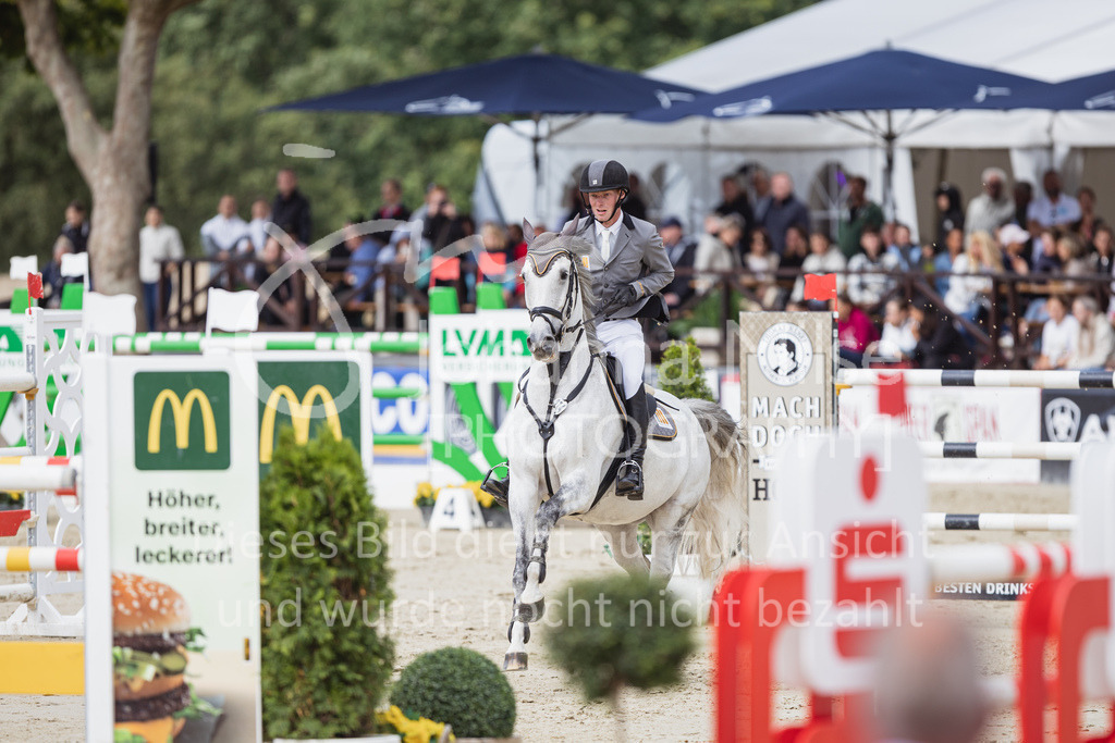 230730_BHO_GrosserPreis-540 | Deine schönsten Turniermomente als professionelle Fotos! Entdecke hochwertige Pferdesport-Fotografie im Online-Shop. Jetzt Fotos finden & bestellen!