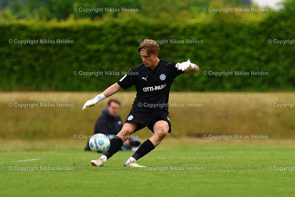 NH_JFVLübeckU19_HolsteinKielU19_SHFVLandespokal_29052025 | #34 Konstantin Christian Kaiser (Holstein Kiel U19)Fußball I Junioren I SHFV-Landespokal (A-Junioren) I Saison 2024-2025 I Finale I JFV Lübeck U19 - Holstein Kiel U19 I 29.05.2025 I Uwe-Seeler-Fußball-Park