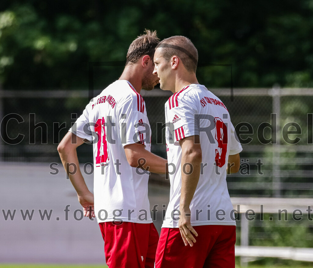 2023-08-26_074_TSV_Ebersberg_gegen_TSV_Oberpframmern | Ebersberg, Deutschland, 26.08.2023:
Fußball, Kreisliga 2023 / 2024, 2. Spieltag, TSV 1877 Ebersberg gegen TSV Oberpframmern, Endergebnis: 5:1

Michael Huber (TSV Oberpframmern, #13), Stefan Lechner (TSV Oberpframmern, #9)

Foto: Christian Riedel / fotografie-riedel.net