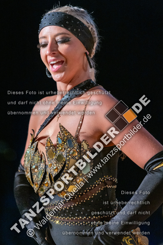 20250504-01539 | Hier finden Sie Tanz Bilder vom Latein und Standard Formationen tanzen. Sportbilder vom Tanzsport. Schöne Fotos und von Weltmeisterschaft, Europameisterschaft, Bundesliga, Regionalliga, Oberliga und Landesliga sowie von GOC Stuttgart, DanceComp, WM Bremen