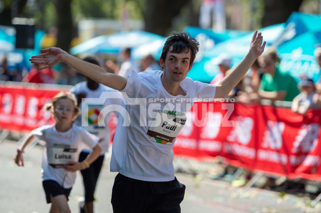 20240901_NSZ_4449_1 | DEU, Düsseldorf, 01.09.2024 Kö-Meile  - Realisiert mit Pictrs.com