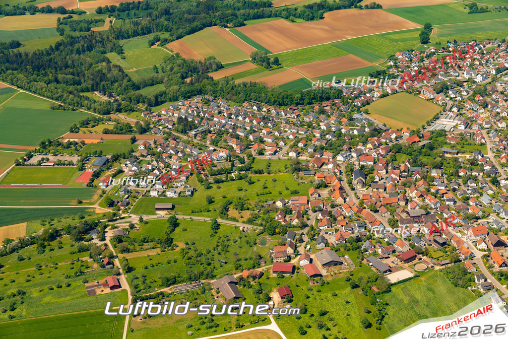 Das Luftbild zeigt :  Iggingen - Die Luftaufnahme wurde 2024 vom UL-Flugzeug aus erstellt ( keine Drohne ) - Hochauflösende Luftaufnahme - Für grossformatige Ausdrucke geeignet. Die Geschenkidee !Mit Lizenz und Bildrechte bestellbar