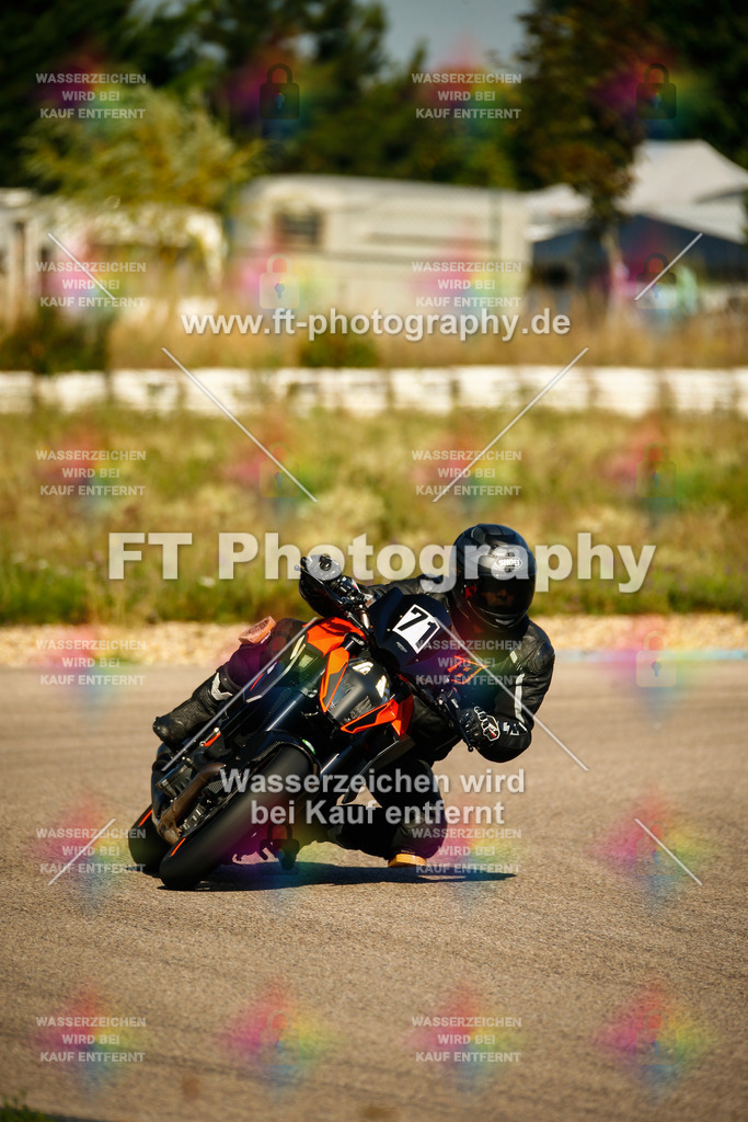 _MOT8768 | Hier findet Ihr Bilder von Touristenfahrten auf der Nürburgring Nordschleife oder von anderen Veranstaltungen die ich besucht habe. Viel Spass beim Durch Schauen 