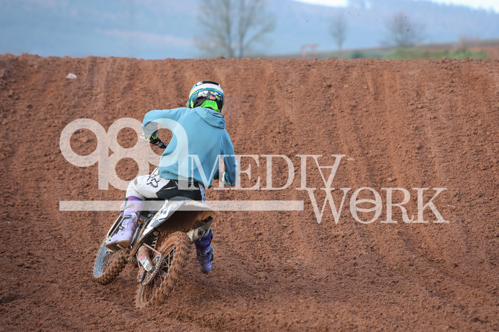 5E6A7058 | 989 MEDIAWORK