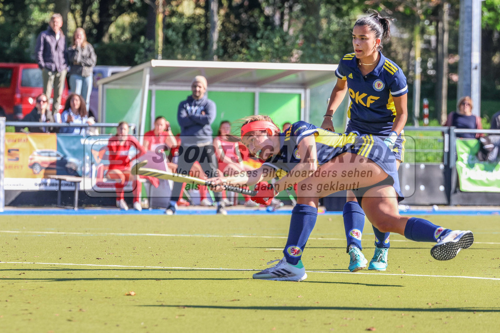 MJ_2022-10-09_Damen_DSD-Braunschweig-30 | Emma Nolting (Eintracht Braunschweig #19), DSD Düsseldorf - Eintracht Braunschweig am 9.10.2022 in der Hockeyanlage DSD, Düsseldorf