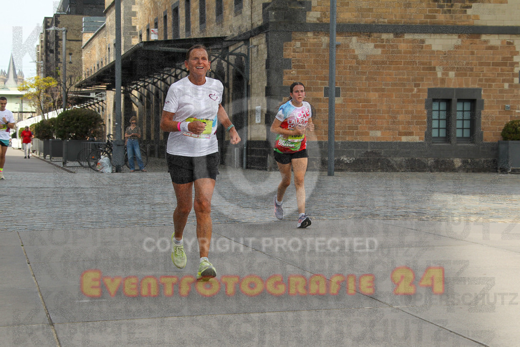 250920_1334_EV4_6112 | Sportfotografie im Rhein-Sieg Kreis, Köln, Bonn, NRW, Rheinland Pfalz, Hessen, etc. Unser Tätigkeitsfeld umfasst den Laufsport vom Volkslauf über den Marathon, Duathlon, Triathon bis zum Ultralauf wie Kölnpfad Ultra oder Schindertrail.