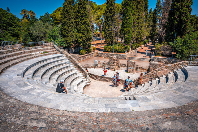 2024-07-15_10-43-31_660 | Römisches Odeon (Amphitheater) in Kos-Stadt auf der Insel Kos, Kos-Stadt, Kos, Griechenland - Realisiert mit Pictrs.com