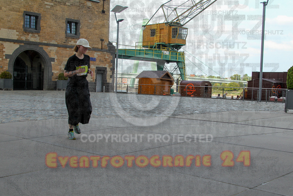 250920_1541_EV4_9426 | Sportfotografie im Rhein-Sieg Kreis, Köln, Bonn, NRW, Rheinland Pfalz, Hessen, etc. Unser Tätigkeitsfeld umfasst den Laufsport vom Volkslauf über den Marathon, Duathlon, Triathon bis zum Ultralauf wie Kölnpfad Ultra oder Schindertrail.