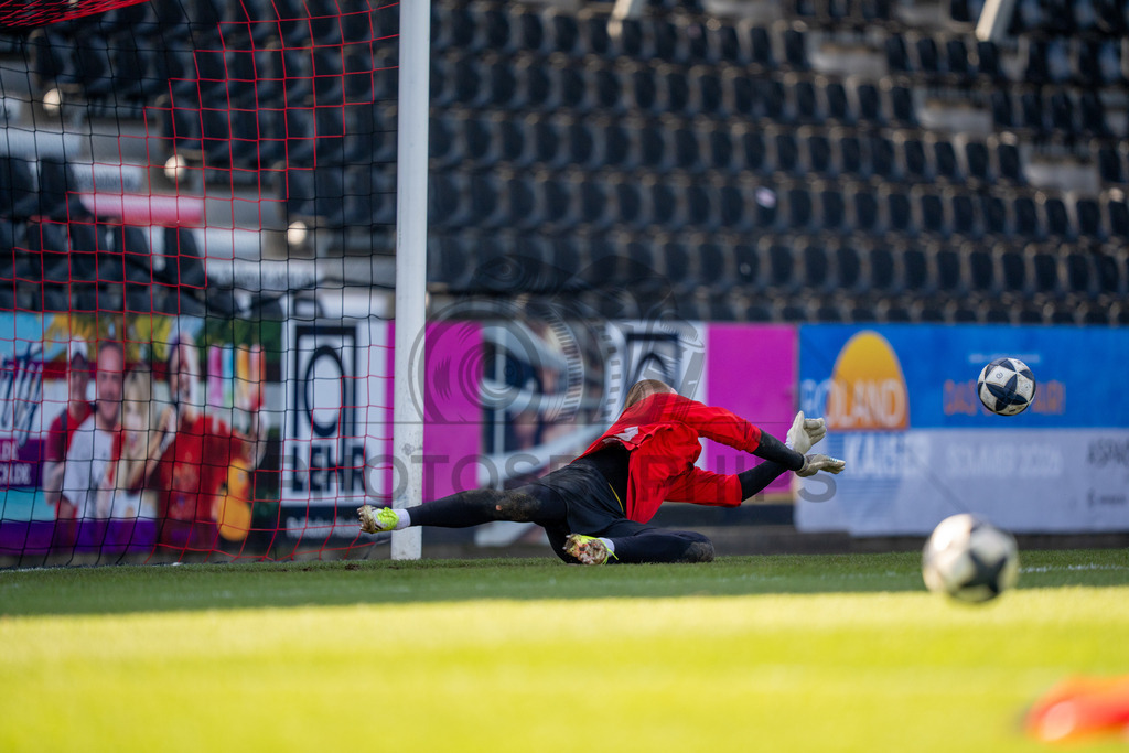 SG Sonnenhof Großaspach vs. KSV Hessen Kassel, Fussball, Regionalliga Südwest, 23. Spieltag, Saison 2025/2026, 07.03.2026 | Maximilian Reule (SG Sonnenhof Großaspach, #01),SG Sonnenhof Großaspach vs. KSV Hessen Kassel, Fussball, Regionalliga Südwest, 23. Spieltag, Saison 2025/2026, 07.03.2026Foto: photosbyphips/Philip Ziegler