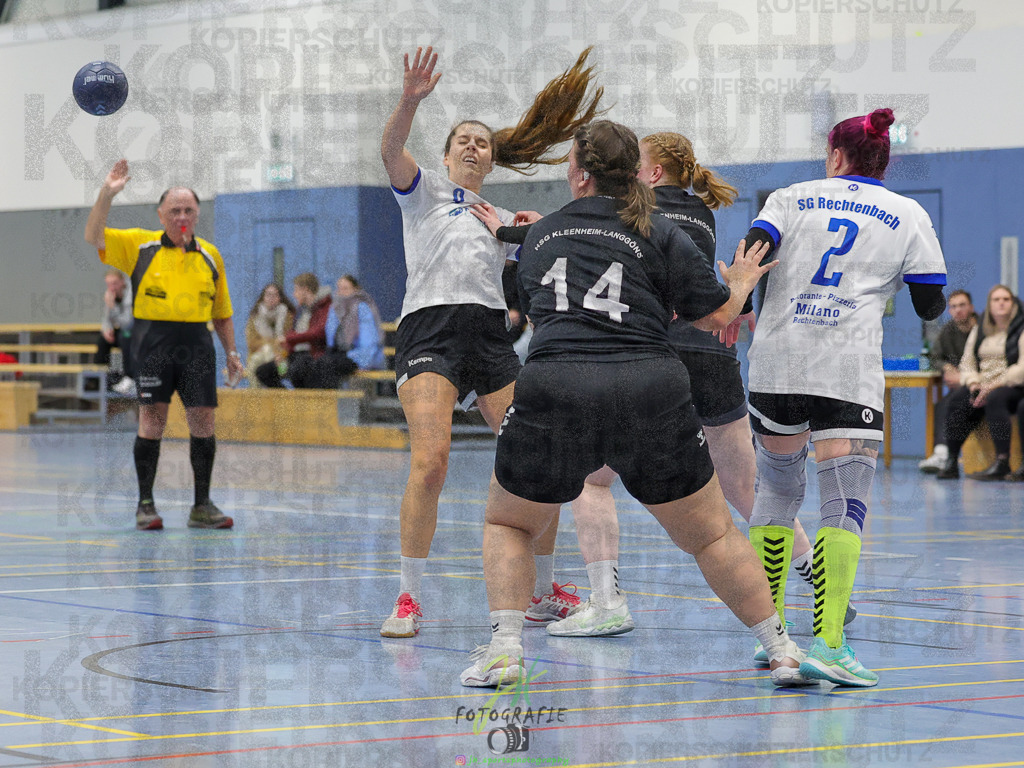 Frauen 2. Bezirksklasse, SG Rechtenbach - HSG Kleenheim/Langgöns III | Frauen 2. Bezirksklasse, SG Rechtenbach - HSG Kleenheim/Langgöns III am 16.11.2024 in Rechtenbach (Sporthalle Rechtenbach)Photo © 2024 - Jörg Heinrich - Realisiert mit Pictrs.com