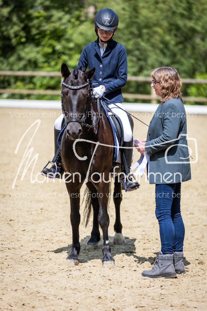 Donop24-EDre-061 | MomenTaufnahmen Pferdesportfotos