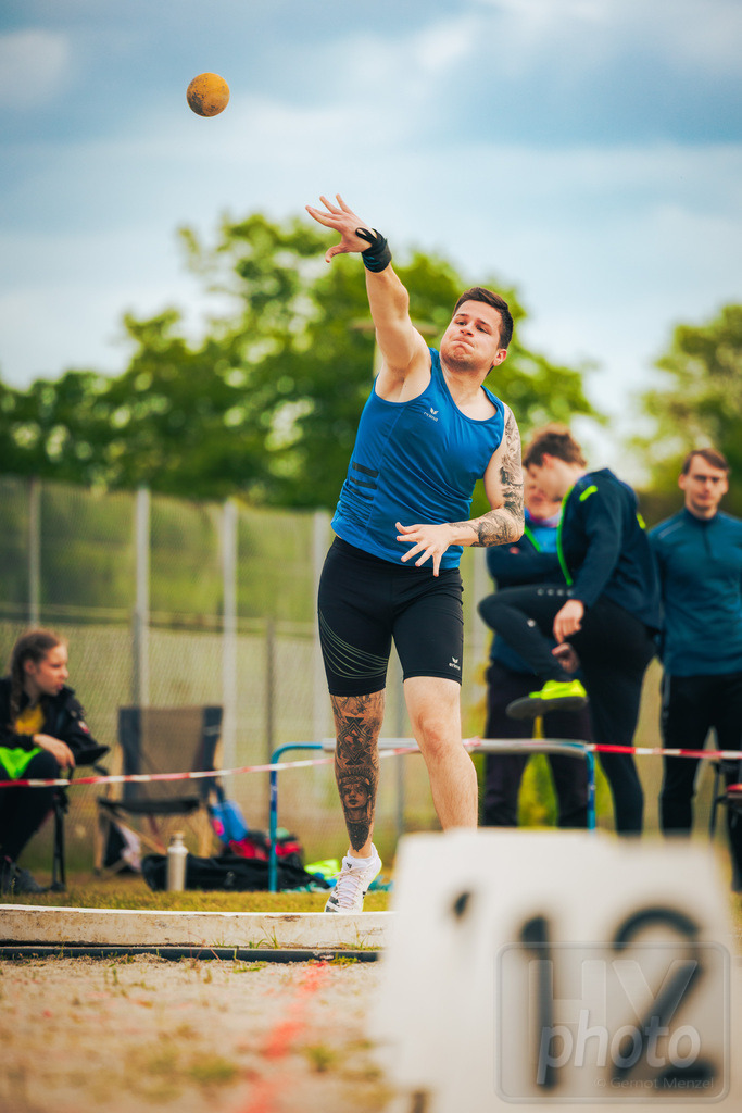 GM_20250510_Canon EOS R5_GMHY1222_sRGB | Werfertag 2025 Sportforum Hoyerswerda - Kugelstoßen - Realisiert mit Pictrs.com