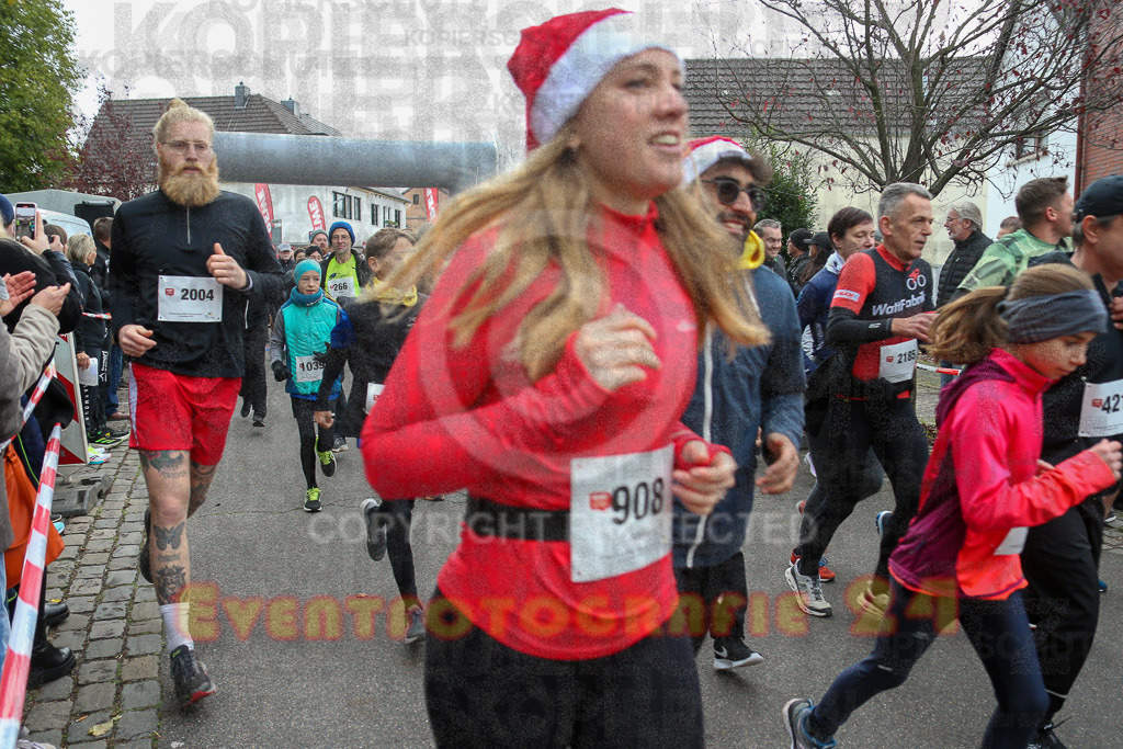 221127_1023_EX1_0492 | Sportfotografie im Rhein-Sieg Kreis, Köln, Bonn, NRW, Rheinland Pfalz, Hessen, etc. Unser Tätigkeitsfeld umfasst den Laufsport vom Volkslauf über den Marathon, Duathlon, Triathon bis zum Ultralauf wie Kölnpfad Ultra oder Schindertrail.