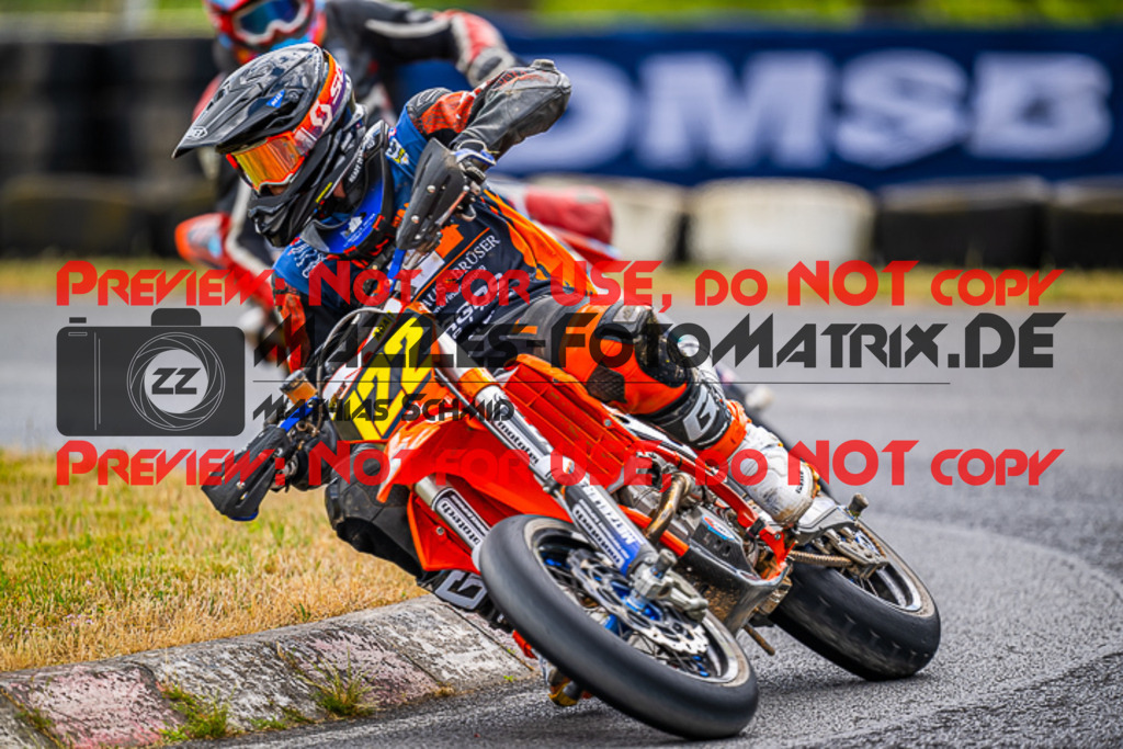 MaZZes_FotoMatrix_220529_7076-2 | Fotograf Mathias Schmid
Sportfotograf,
Eventfotograf,
Hochzeitsfotograf,
Portraitfotograf