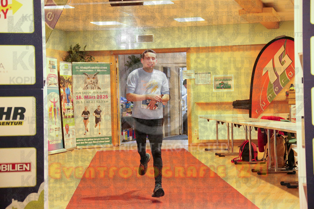 241208_1107_EX1_4271 | Sportfotografie im Rhein-Sieg Kreis, Köln, Bonn, NRW, Rheinland Pfalz, Hessen, etc. Unser Tätigkeitsfeld umfasst den Laufsport vom Volkslauf über den Marathon, Duathlon, Triathon bis zum Ultralauf wie Kölnpfad Ultra oder Schindertrail.