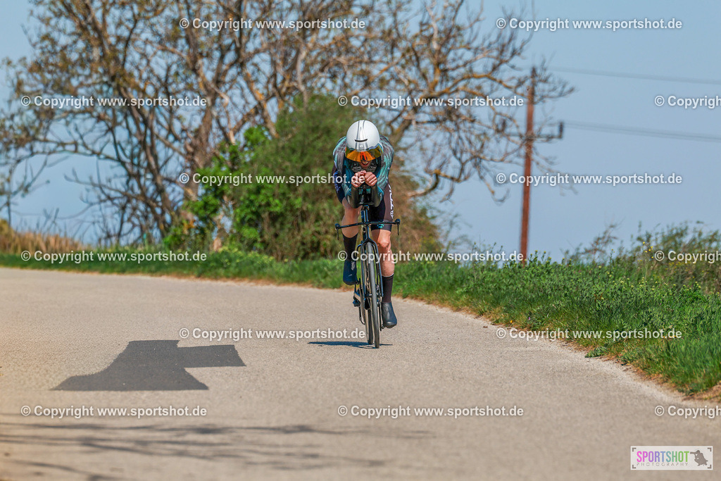 187_AR7_3897 | Neusiedlersee Radmarathon 2026@sportshot_your_pictrs #yourpictures#roadtowm2029 #nrm #neusiedlerseeradmarathon #neusiedlersee #neusiedlerseetourismus #burgenland #mörbisch #nrm26 #burgenlandtourismus #voglundco #poweredbyburgenlandtourismus #radsport #rad #marathon #ucigranfondo #visitburgenland #ucigranfondoworldseries