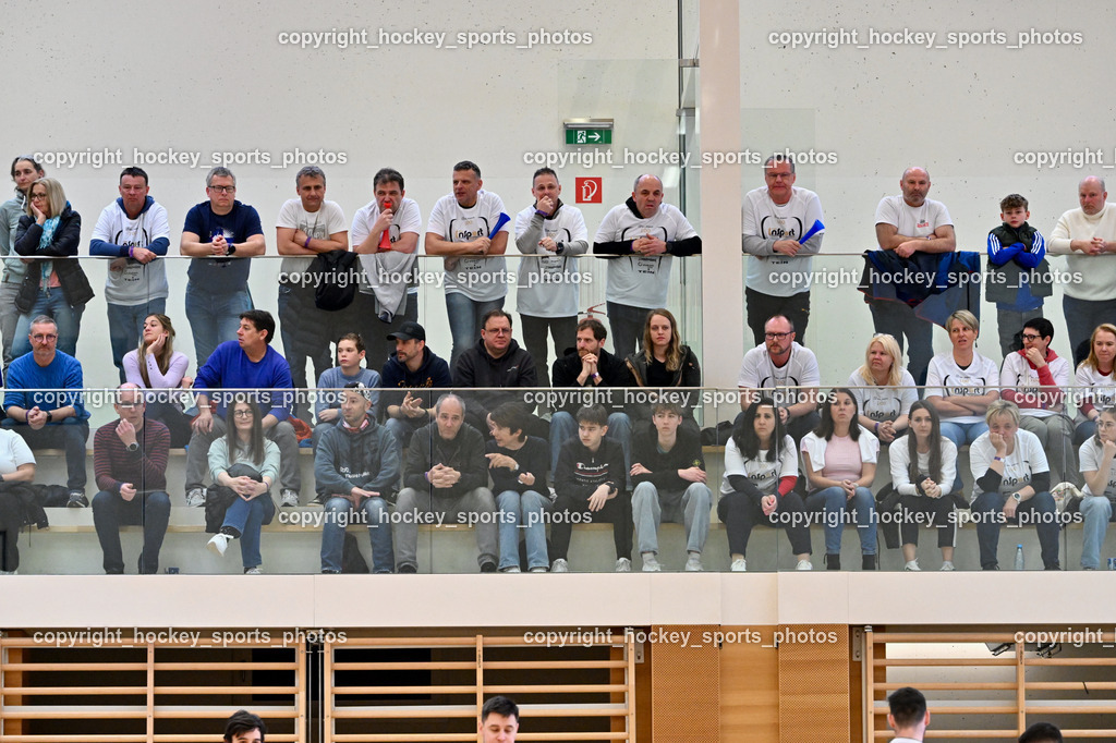 FBK Loka vs. VSV Unihockey | Besucher Ballspielhalle St. Martin, FBK Loka Fans, FBK Loka vs. VSV Unihockey, FBK Loka vs. VSV Unihockey am 23.03.2025 in Villach (Ballspielhalle St. Martin), Austria, (Photo by Bernd Stefan)