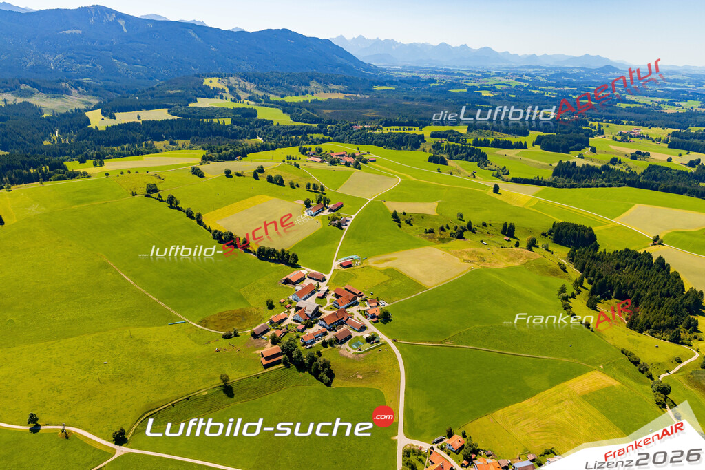 Schwaig Wildsteig Bild- Das Luftbild wurde 2025 vom UL-Flugzeug heraus erstellt ( keine Drohnen Bilder! ) - Hochauflösende Luftaufnahme -Nicht vergleichbar mit Google Maps oder Satelittenbilder- Die Geschenkidee !Mit Lizenz und Bildrechte bestellbar