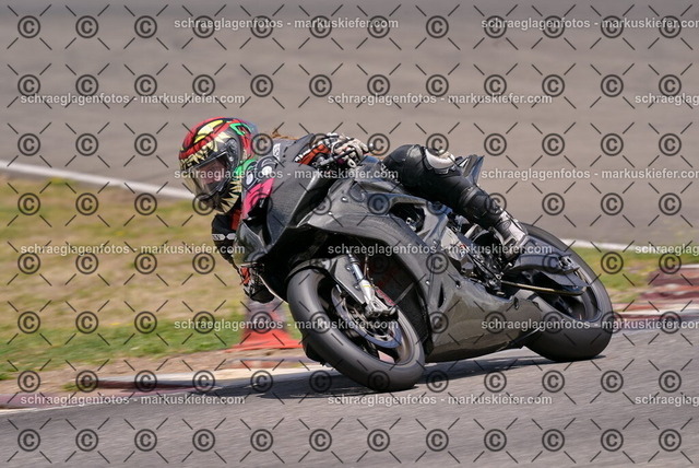 26bt05-1395 | markuskiefer.com - Realisiert mit Pictrs.com