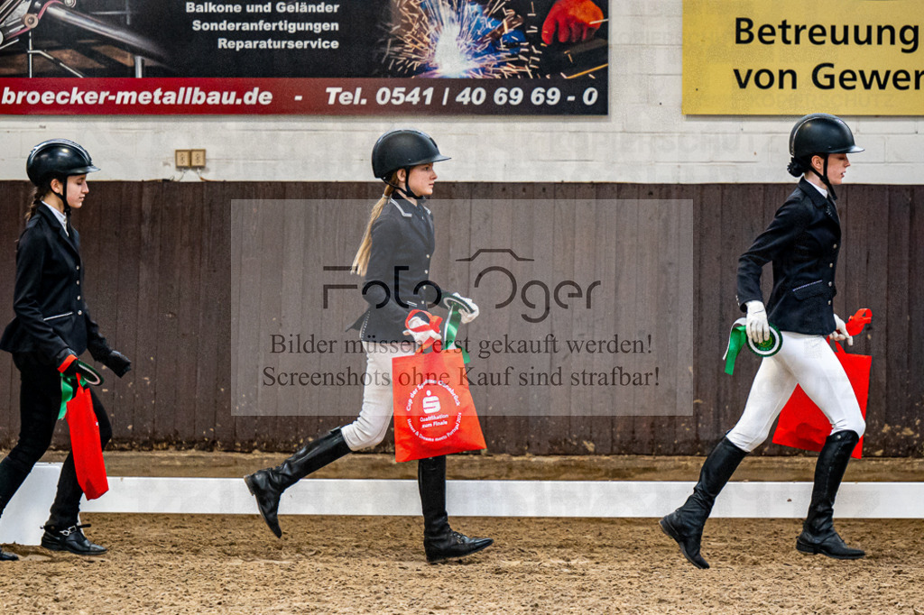 20240310-DOS_1218 | Entdecke hochwertige Reitturnierfotos von Foto Oger. Professionell, emotional und authentisch – jetzt Lieblingsmomente im Shop bestellen.Deutschlandweite Turnierfotografie. - Realisiert mit Pictrs.com