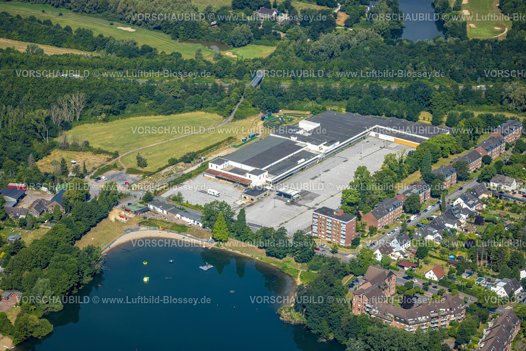 Duisburg220701165 | Luftbild, Freibad Großenbaum und ehemalige real Fläche, Großenbaum, Duisburg, Ruhrgebiet, Nordrhein-Westfalen, Deutschland