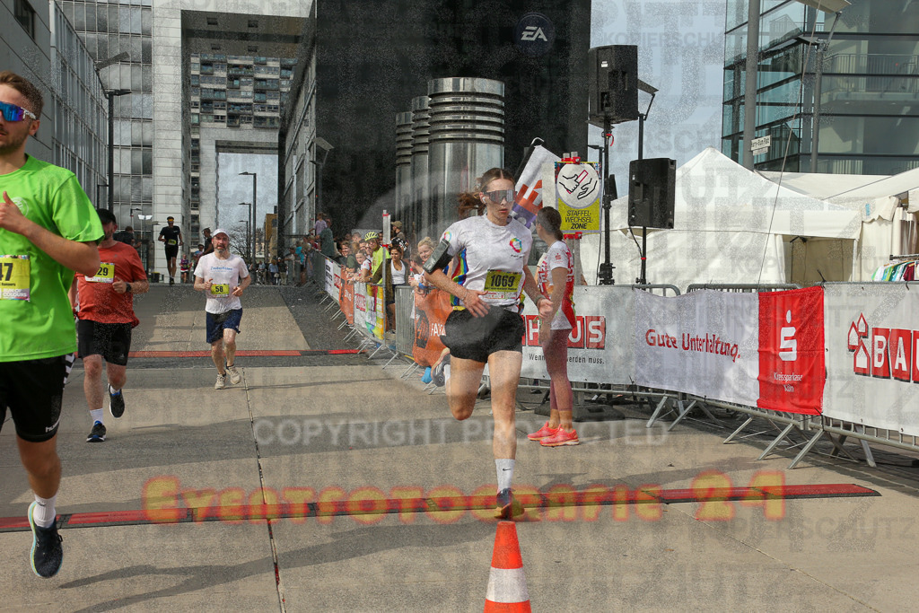 250920_1528_EX1_9599 | Sportfotografie im Rhein-Sieg Kreis, Köln, Bonn, NRW, Rheinland Pfalz, Hessen, etc. Unser Tätigkeitsfeld umfasst den Laufsport vom Volkslauf über den Marathon, Duathlon, Triathon bis zum Ultralauf wie Kölnpfad Ultra oder Schindertrail.