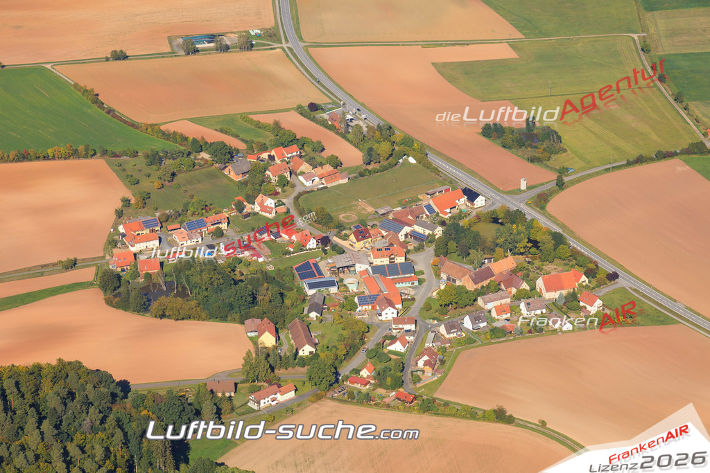 Luftbild von  Gerach - Luftaufnahme wurde 2015 von https://frankenair.de mittels Flugzeug (keine Drohne) erstellt - die Geschenkidee