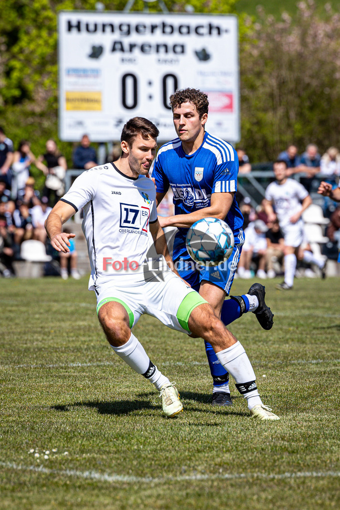 SG Hungerbach vs SV Eurasburg-Beuerberg | Meisterrunde Kreisklasse Gruppe C, SG Hungerbach vs SV Eurasburg-Beuerberg, 20240427,
Duell zwischen Simon STRASSER (SGH 11) und Fabian KREUZIG (SVEB 2),
2024-04-27 in Oberhasuen (Sportplatz Oberhasuen)
2 Fabian KREUZIG (SVEB 2), 11 Simon STRASSER (SGH 11)
Copyright: WolfgangxLindner www.foto-lindner.de