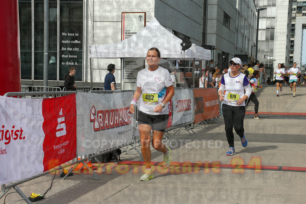 250920_1335_EX1_5699 | Sportfotografie im Rhein-Sieg Kreis, Köln, Bonn, NRW, Rheinland Pfalz, Hessen, etc. Unser Tätigkeitsfeld umfasst den Laufsport vom Volkslauf über den Marathon, Duathlon, Triathon bis zum Ultralauf wie Kölnpfad Ultra oder Schindertrail.