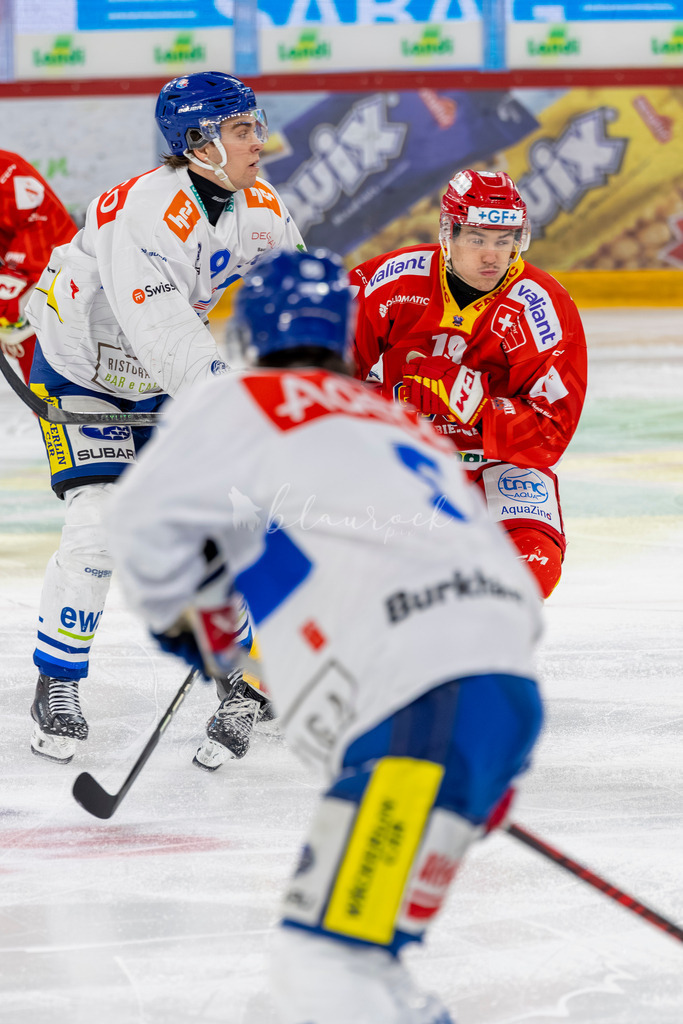 EHCB vs GCK 20260104-6261 | Sportbilder, Sportfotograf, Hochzeits- und Eventfotografin, Flugshows, Portraits und Tiershooting, Aviation, Downhill, Nationalleague, Swissleague, International