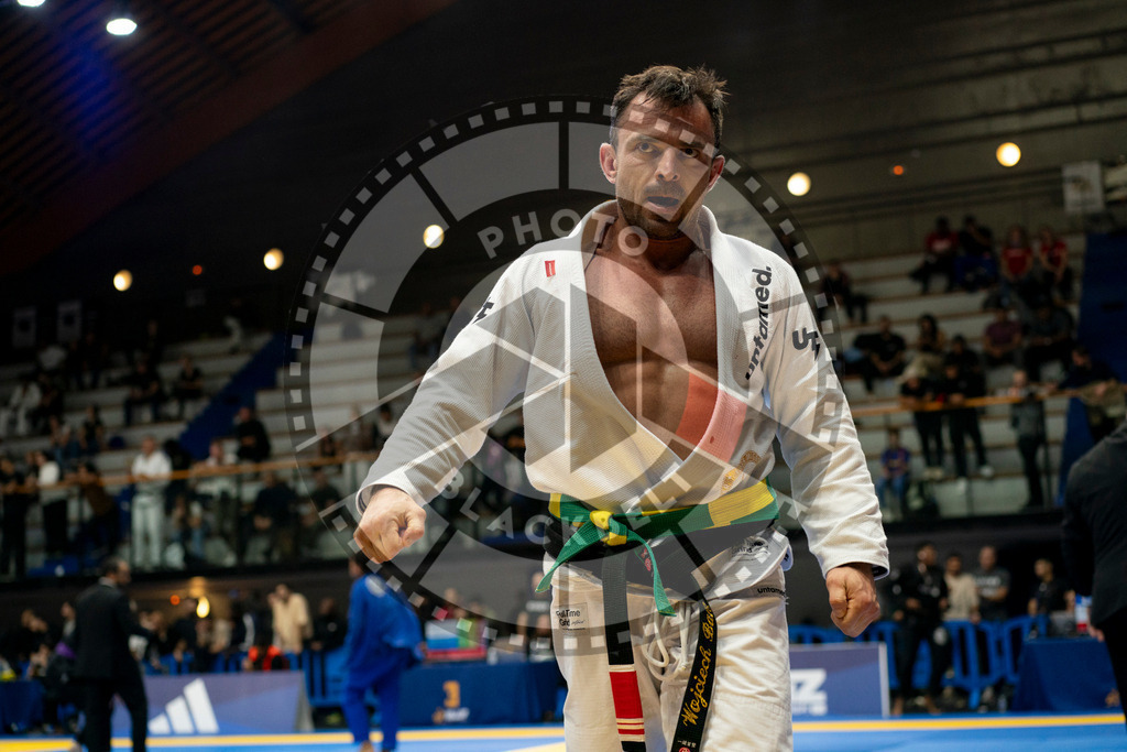 20240124PBB04773 | Fighters compete during the second day of the IBJJF European Championship in Paris, France, on January 24, 2024.