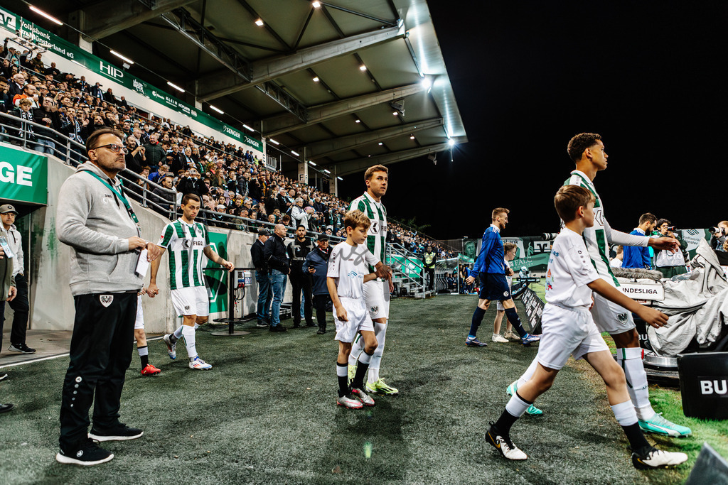 2. Bundesliga, Saison 2024/25, 7. Spieltag: SC Preußen Münster - FC Schalke 04 | Münster, 28.09.2024: 2. Bundesliga, 7. Spieltag, SC Preußen Münster gegen FC Schalke 04 im LVM-Preußenstadion in Münster. Foto: sportfotografie.ms | Markus Paletta - Realisiert mit Pictrs.com