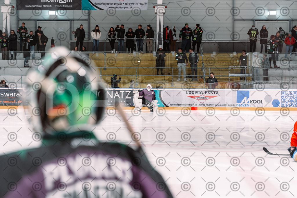 Alligators_vs_Stuttgart_16_11_2025-03 | Höchstadt Alligators Fotogalerie: Eishockey-Action aus Franken. Professionelle Spielfotos, Portraits & Stadionbilder zum Download. Jetzt entdecken! - Realisiert mit Pictrs.com