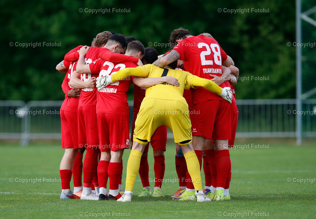 A_LUI_08052026_05 | SPORT FUSSBALL REGIONALLIGA MITTE ASKOE OEDT-SC KALSDORF 08.05.2026 IM BILD: DIE SPIELER VON ASKOE OEDT FOTOLUI