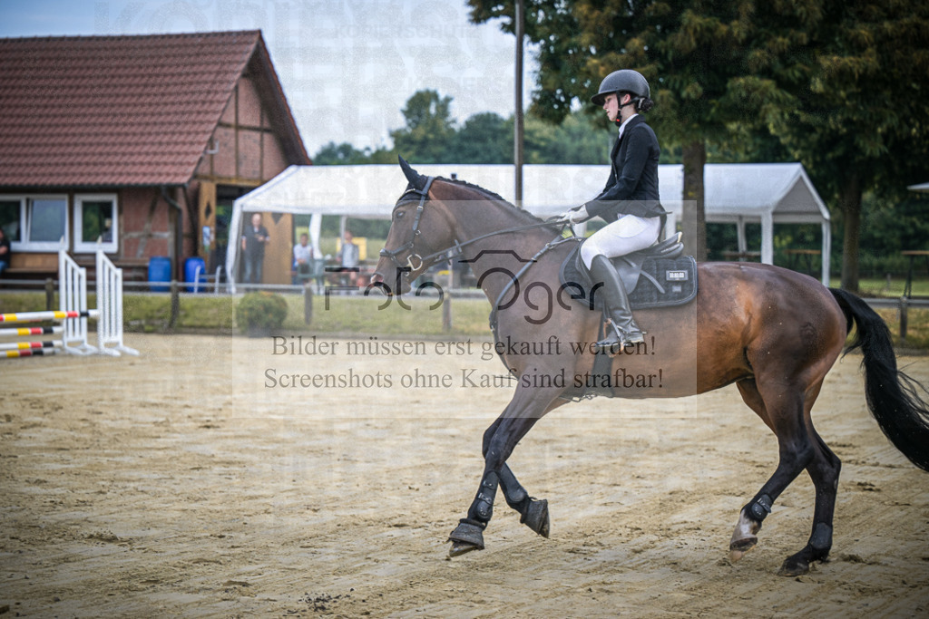 DOS_9490 | Entdecke hochwertige Reitturnierfotos von Foto Oger. Professionell, emotional und authentisch – jetzt Lieblingsmomente im Shop bestellen.Deutschlandweite Turnierfotografie. - Realisiert mit Pictrs.com