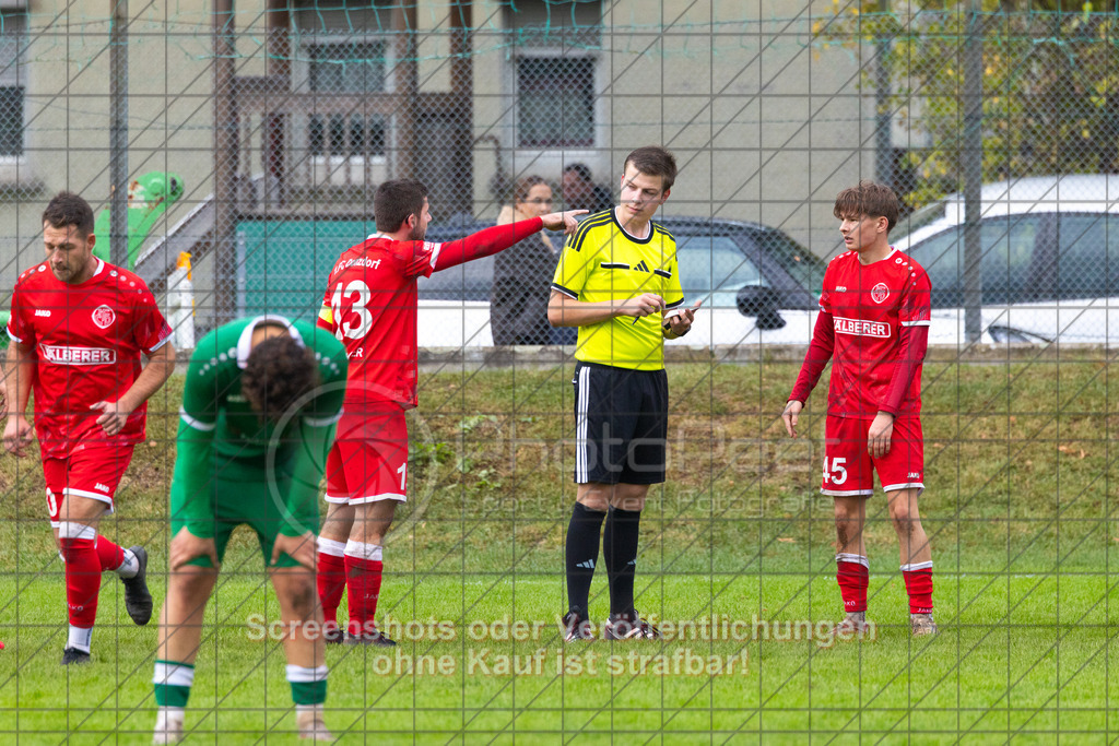 20261011_163736_0473_(c)_by_PhotoPeet | #,KSG Eislingen (grün) vs. 1.FC Donzdorf (rot), Fußball, Bezirksliga - Bezirk Neckar/Fils, 07. Spieltag, Saison 2026/2027, Rasensportplatz, Albstraße 69, 73054 Eislingen, 11.10.2026 - 15:00 Uhr,Foto: PhotoPeet / Sport- &amp; Eventfotografie / Peter Harich